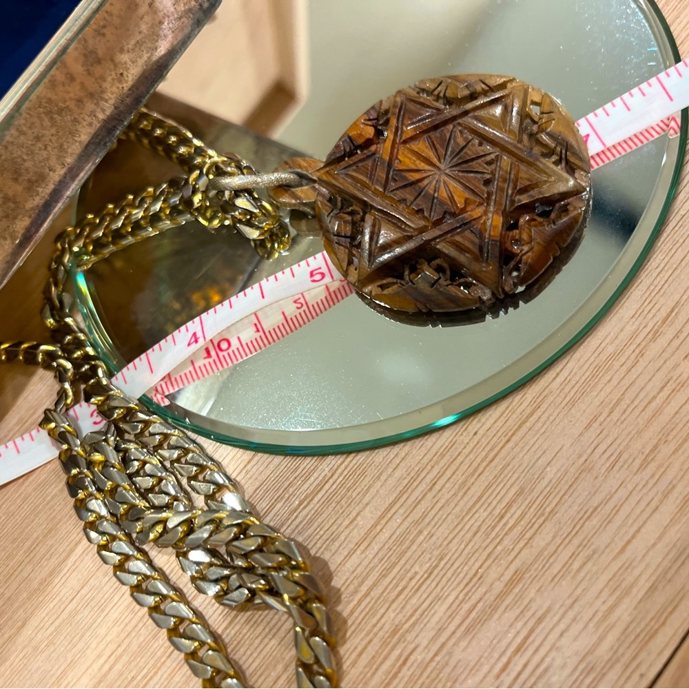 π 3 for $20π N296 STAR OF DAVID Carved, heavy gold chain 24β with 2β wooden pndt - Picture 8 of 8